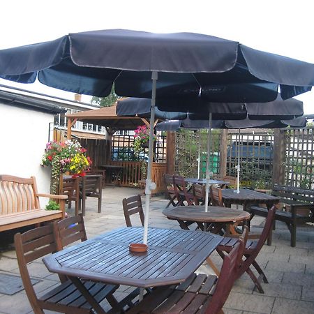 The Crosskeys Inn Usk Exterior foto
