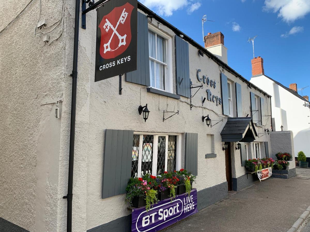The Crosskeys Inn Usk Exterior foto
