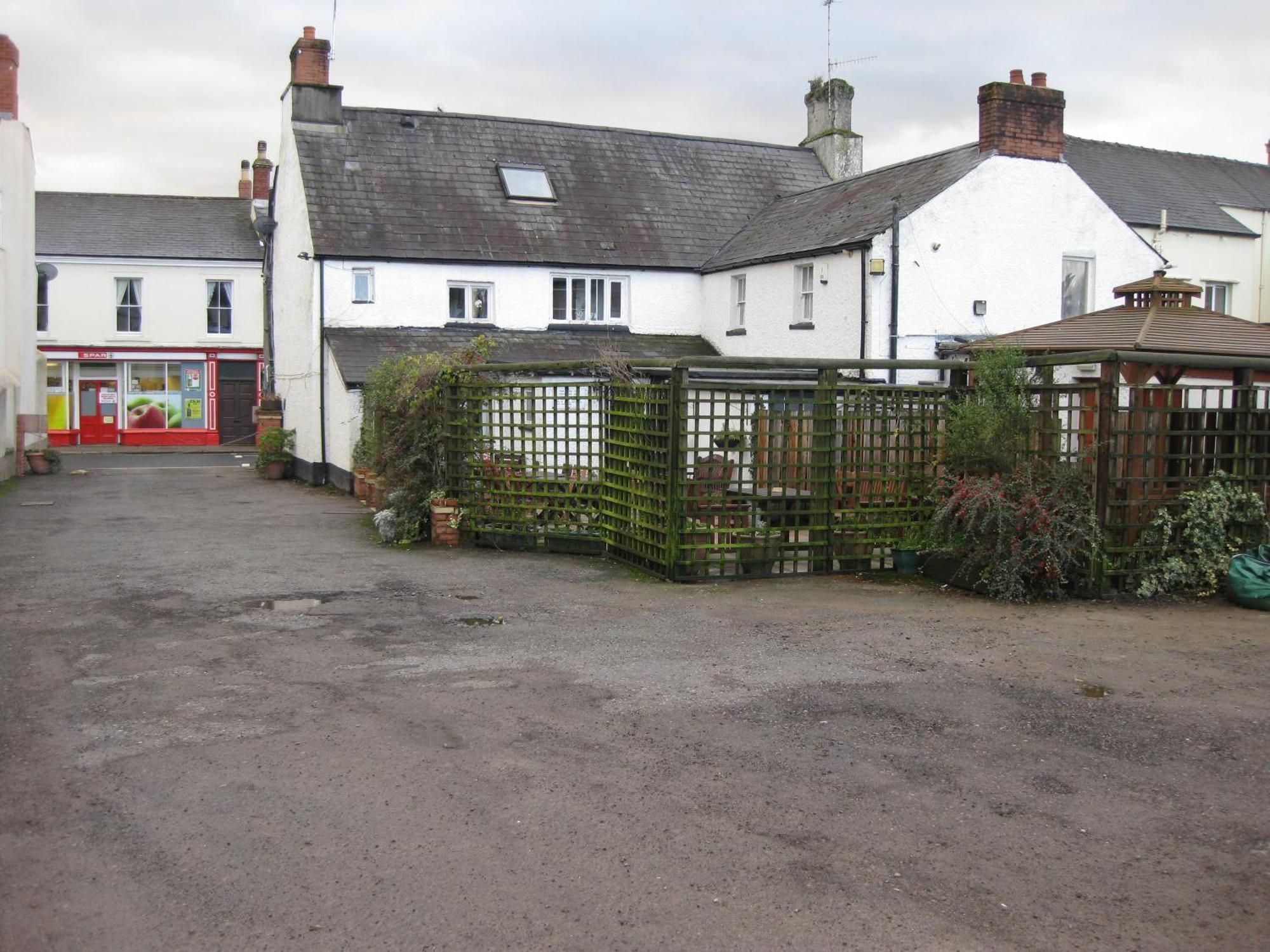 The Crosskeys Inn Usk Exterior foto